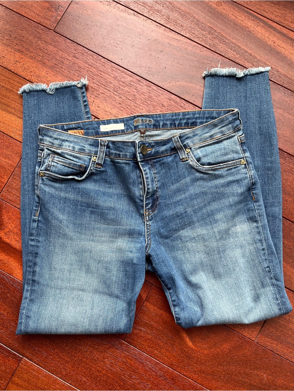 Kut from the Kloth Connie Skinny Light Blue Frayed Hem Ankle Jeans